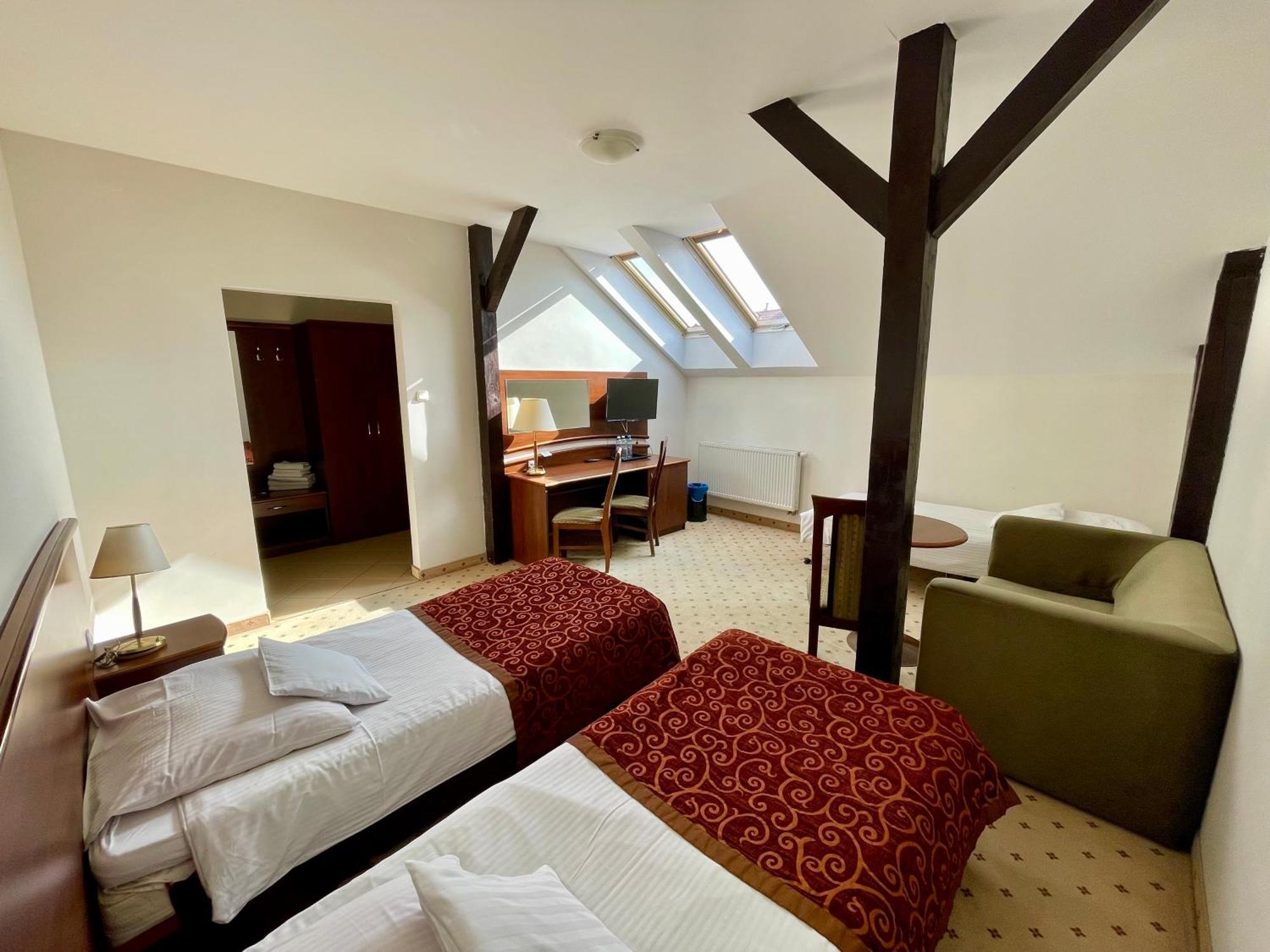 Bed and Breakfast Gosciniec "Nad Warta" Uniejów Exterior foto