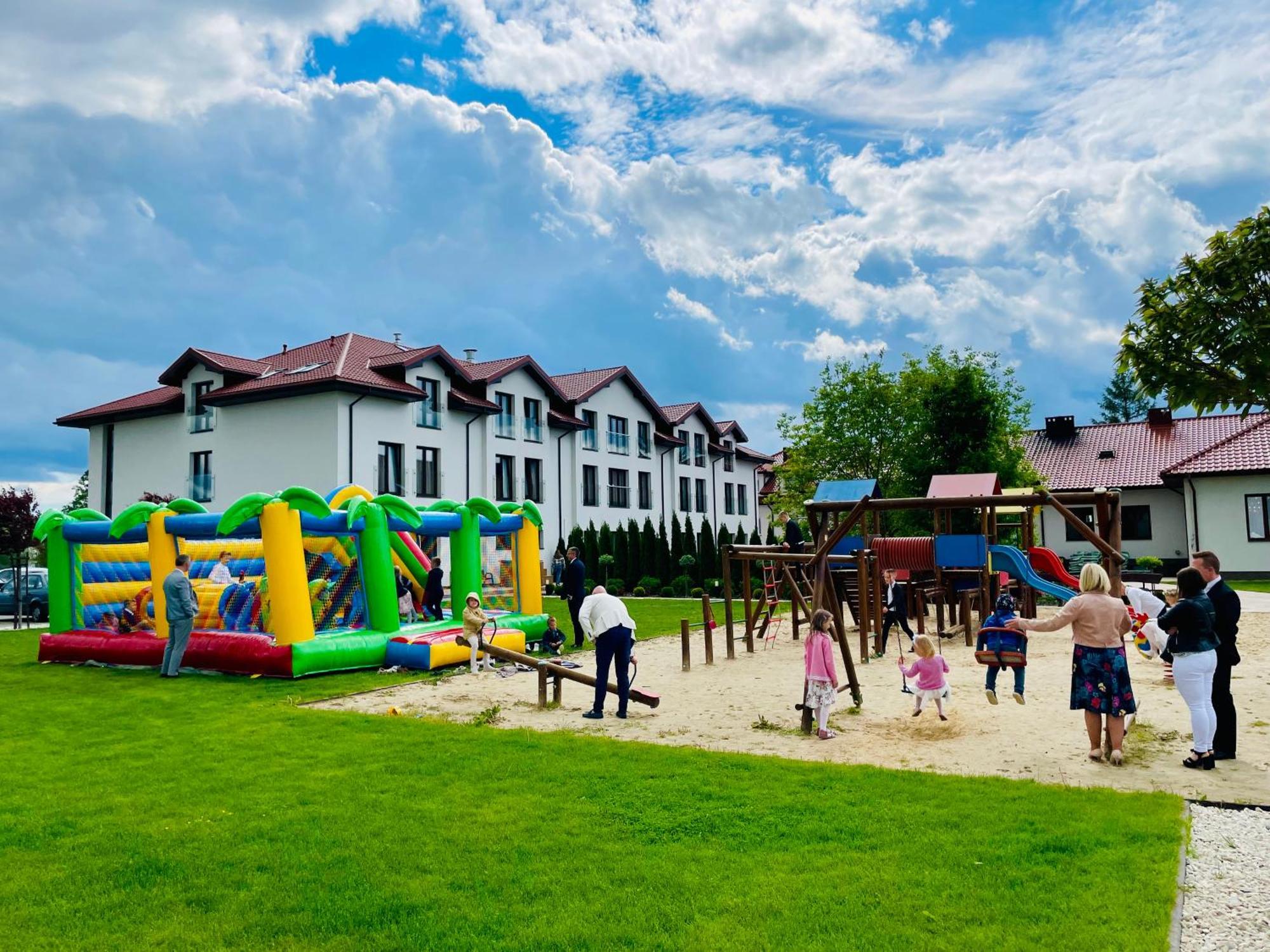 Bed and Breakfast Gosciniec "Nad Warta" Uniejów Exterior foto